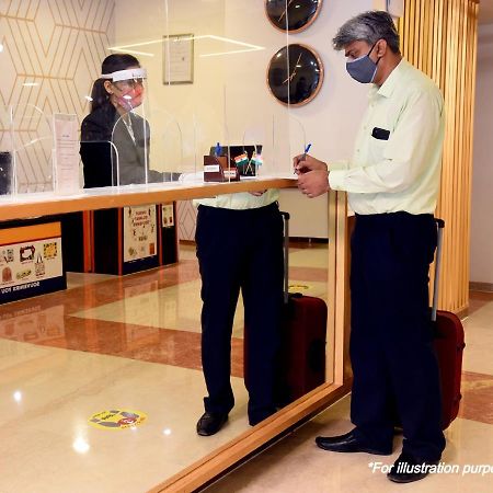 Oyo 11392 The Hotel Grand Hospitality Noida Eksteriør bilde