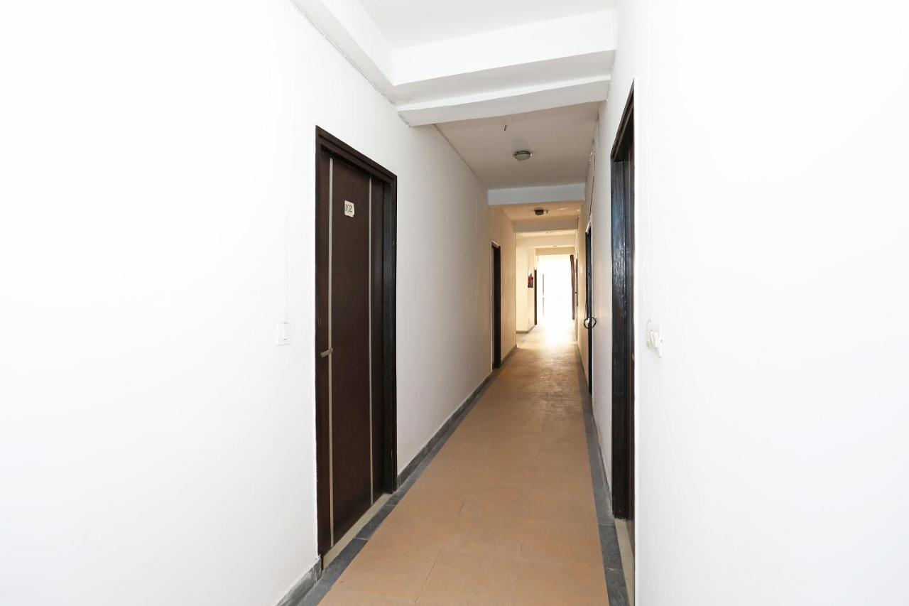 Oyo 11392 The Hotel Grand Hospitality Noida Eksteriør bilde