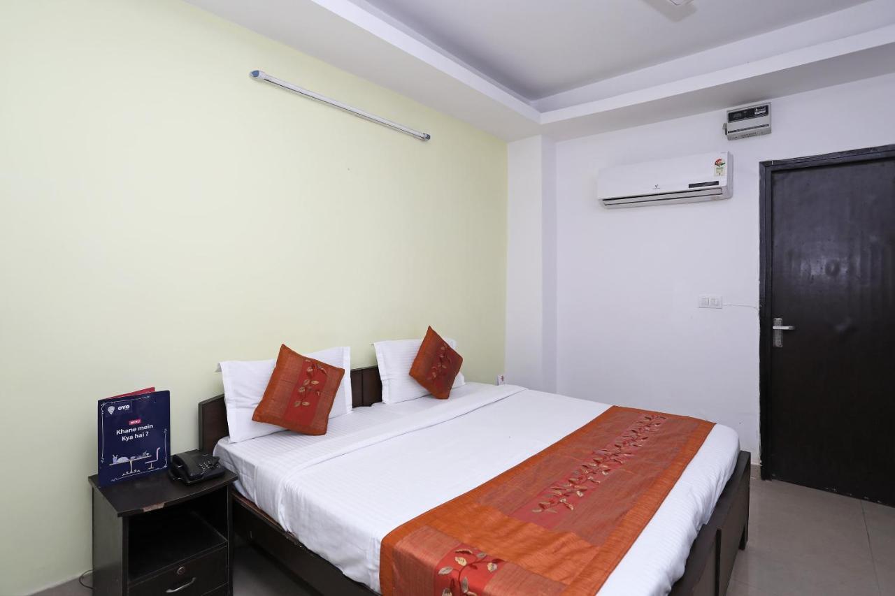 Oyo 11392 The Hotel Grand Hospitality Noida Eksteriør bilde