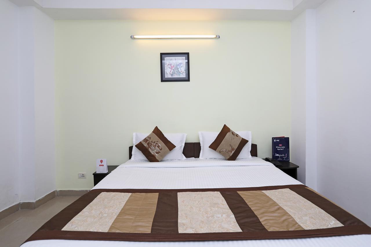 Oyo 11392 The Hotel Grand Hospitality Noida Eksteriør bilde