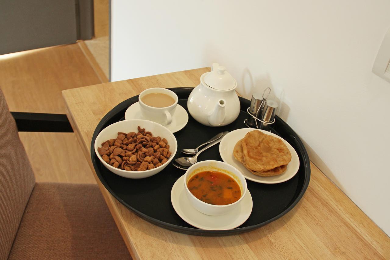 Oyo 11392 The Hotel Grand Hospitality Noida Eksteriør bilde
